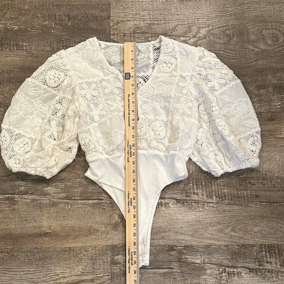 FARM Rio Small Rosy Eyelet Lace Bodysuit - Picture 3 of 12